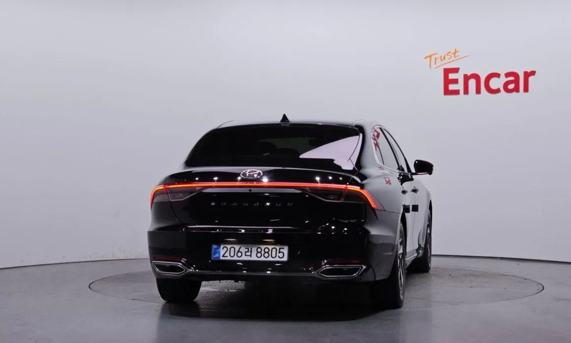 Hyundai Grandeur 2022 из KR, фото 4