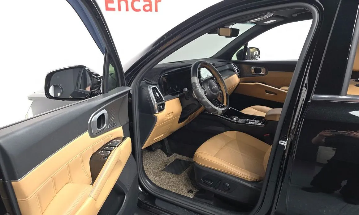Kia Sorento — фото 8