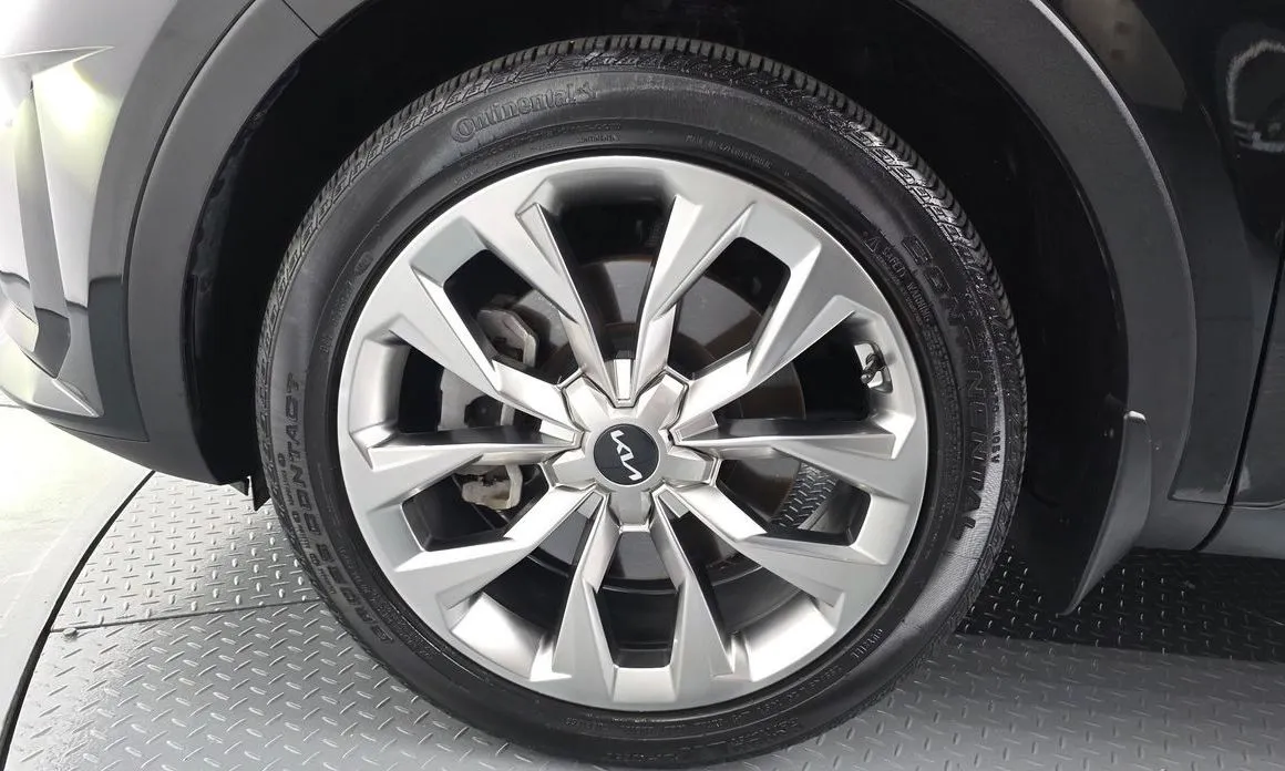 Kia Sorento — фото 4