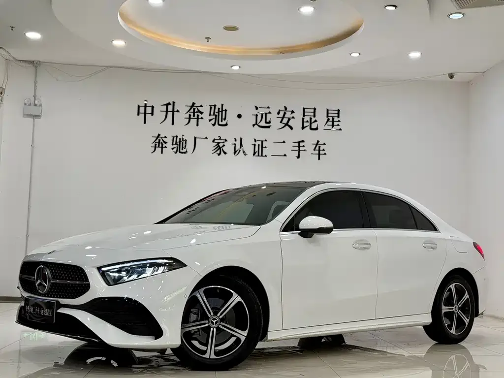 Mercedes-Benz A-Class — фото 1