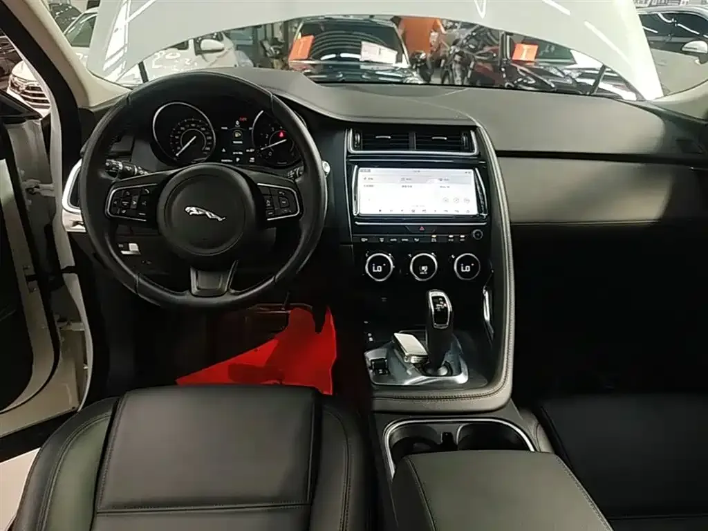 Jaguar E-PACE 2021 из CN, фото 4