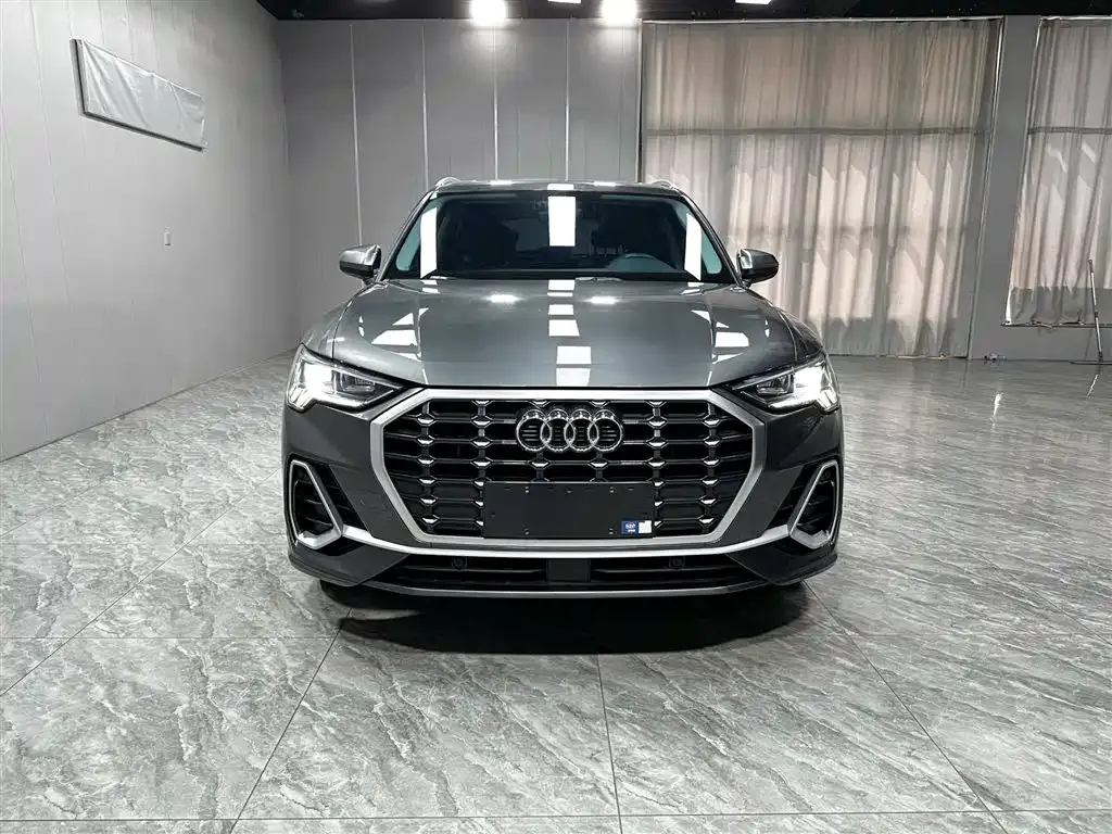 Audi Q3 — фото 3