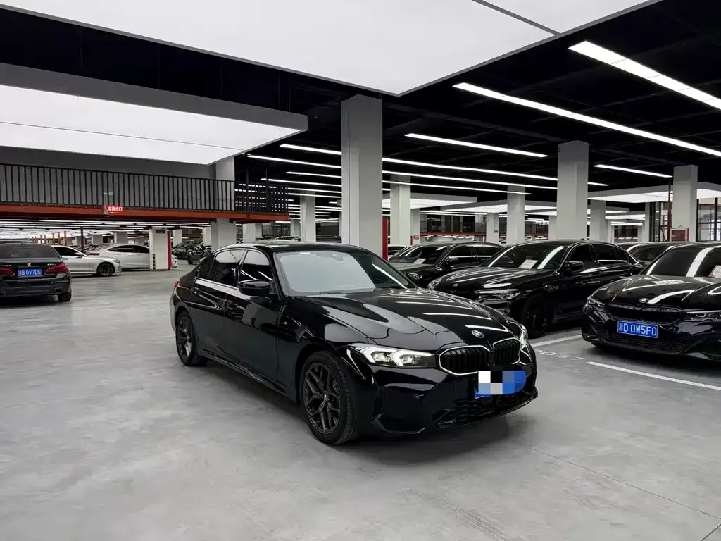 BMW 3 Series 2025 из CN, фото 2