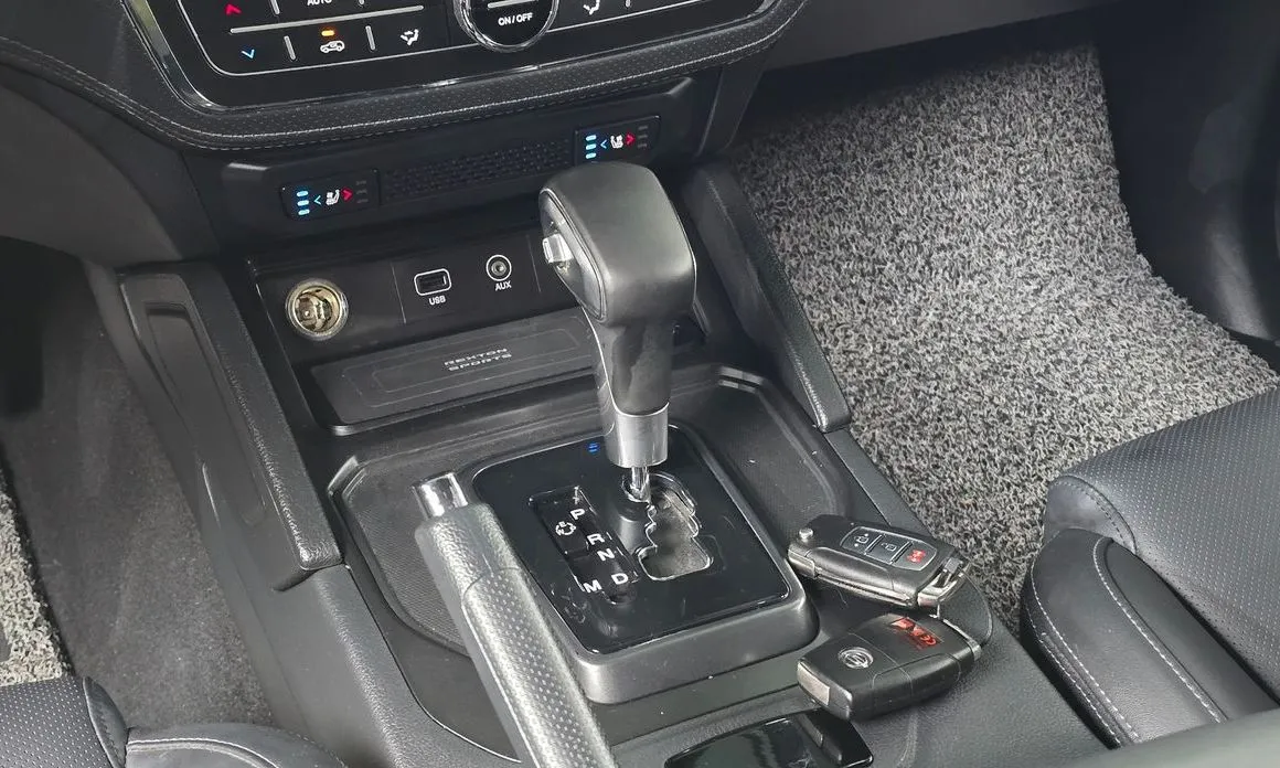 KG Mobility (Ssangyong) Rexton — фото 10
