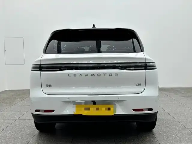 Leapmotor C10 — фото 2