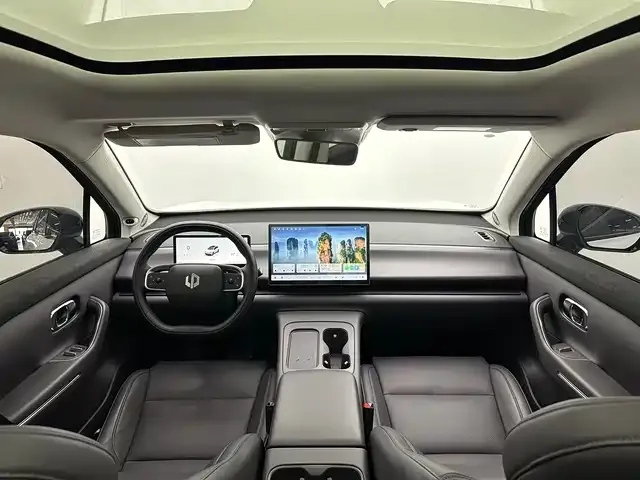Leapmotor C10 — фото 10