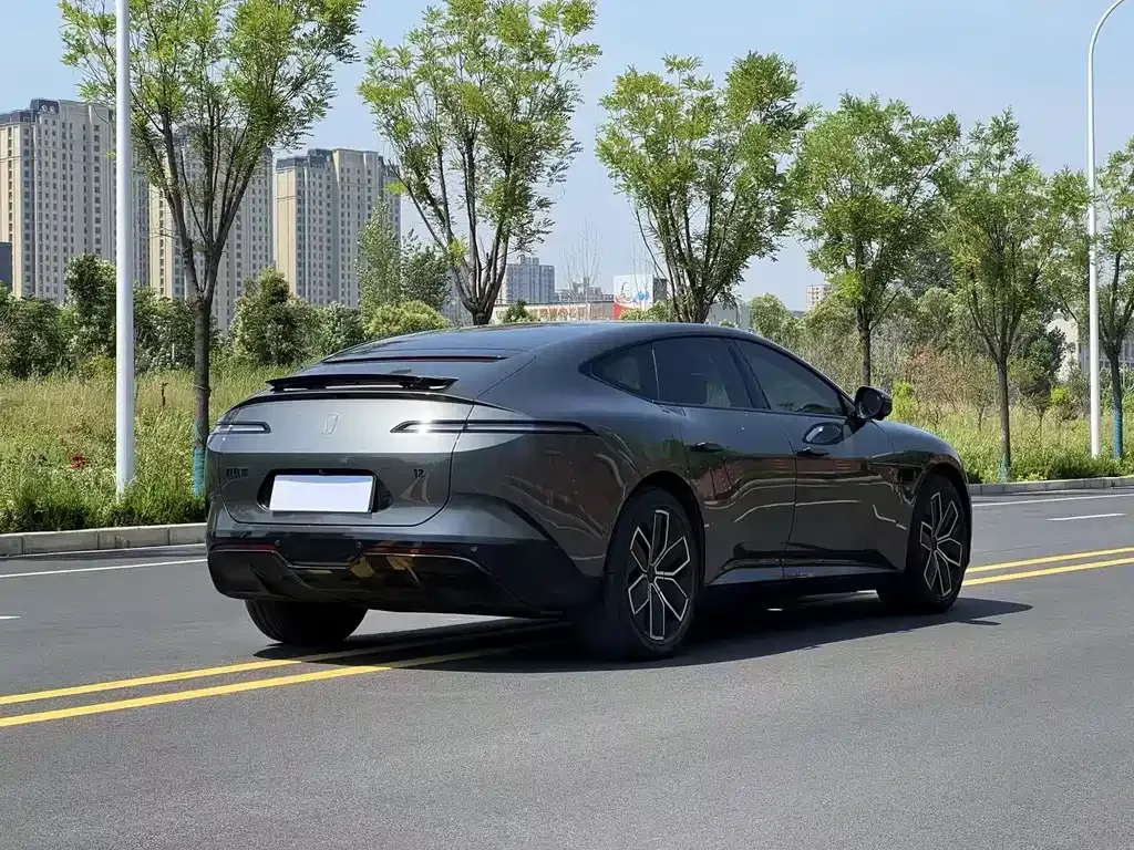Avatr 12 — фото 3