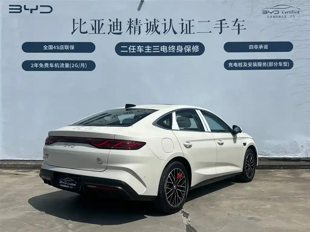 BYD Qin L — фото 8