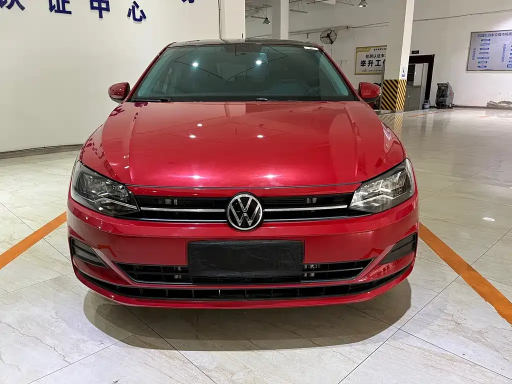 Volkswagen Polo 2021 из CN, фото 10