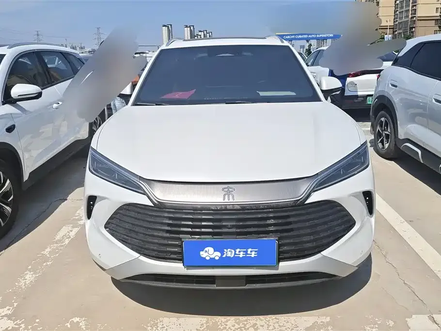 BYD L DM-i — фото 7