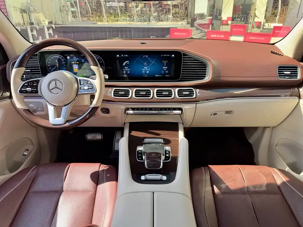 Mercedes-Benz GLS — фото 3