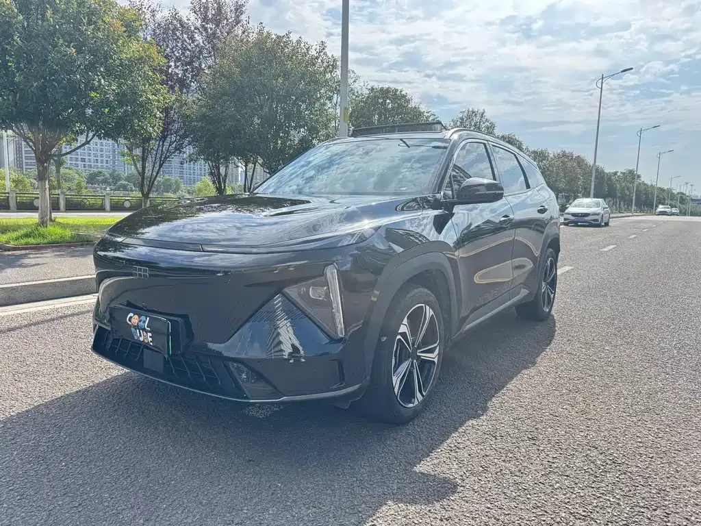 Geely Galaxy L7