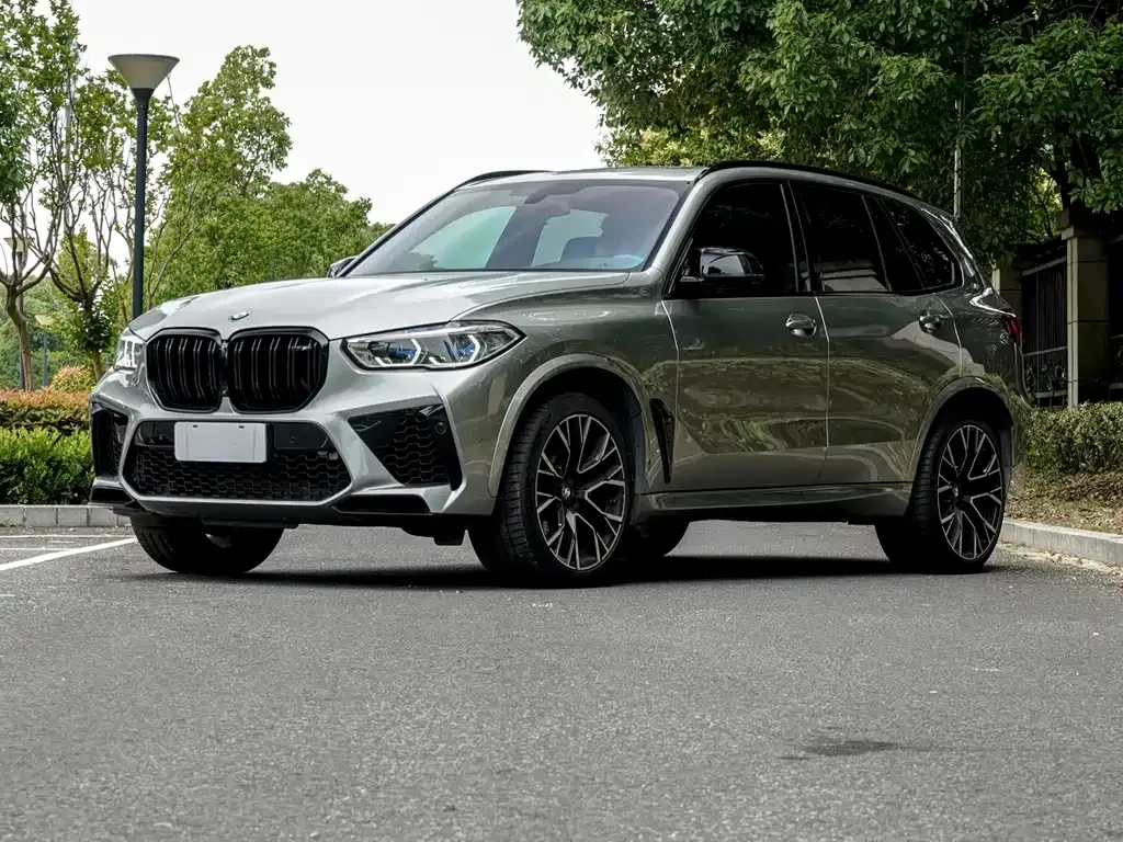 BMW X5 M — фото 1