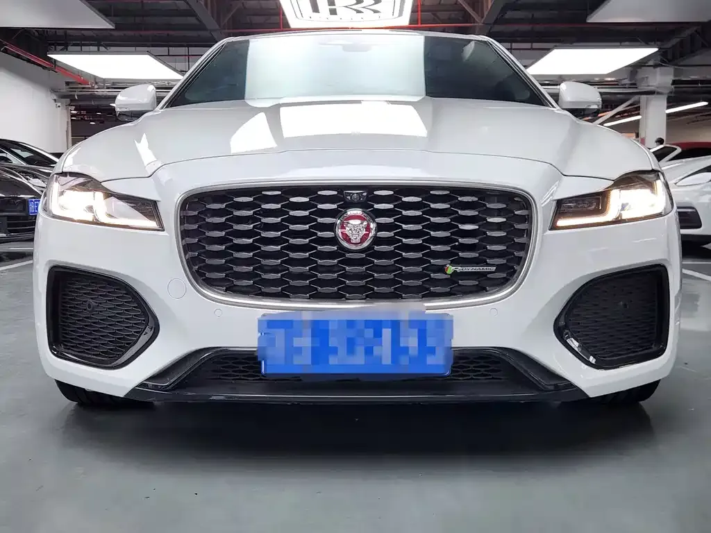 Jaguar XFL