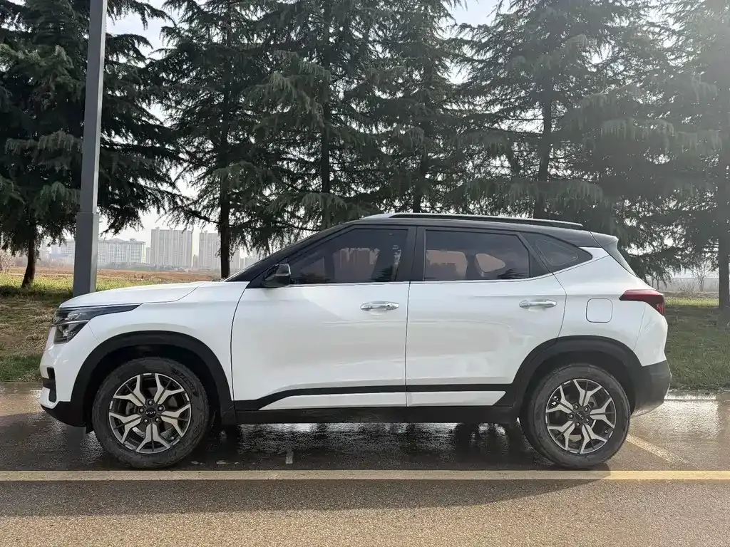 Kia KX3 2021 из CN, фото 6