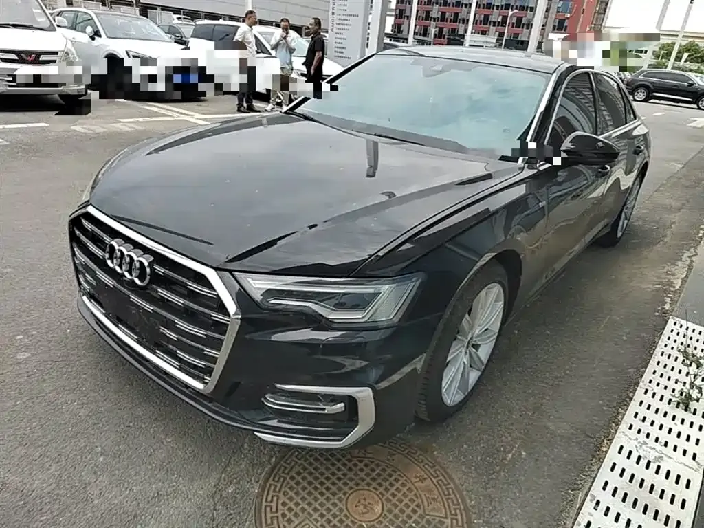 Audi A6L 2023 из CN, фото 2