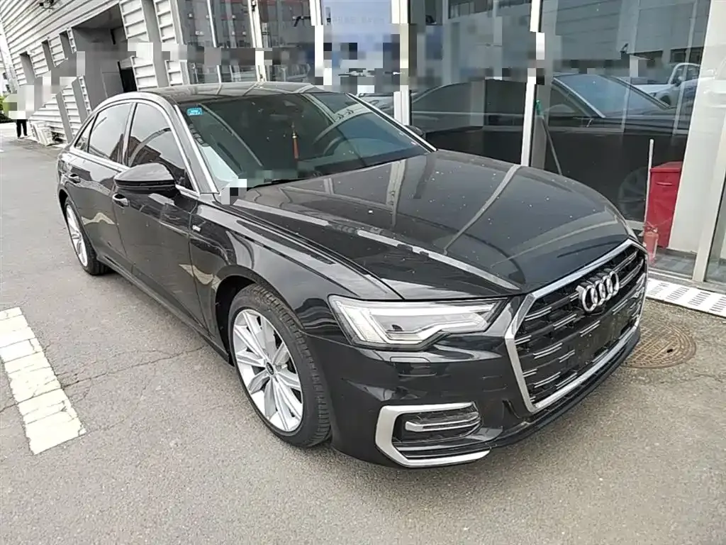 Audi A6L 2023 из CN, фото 6