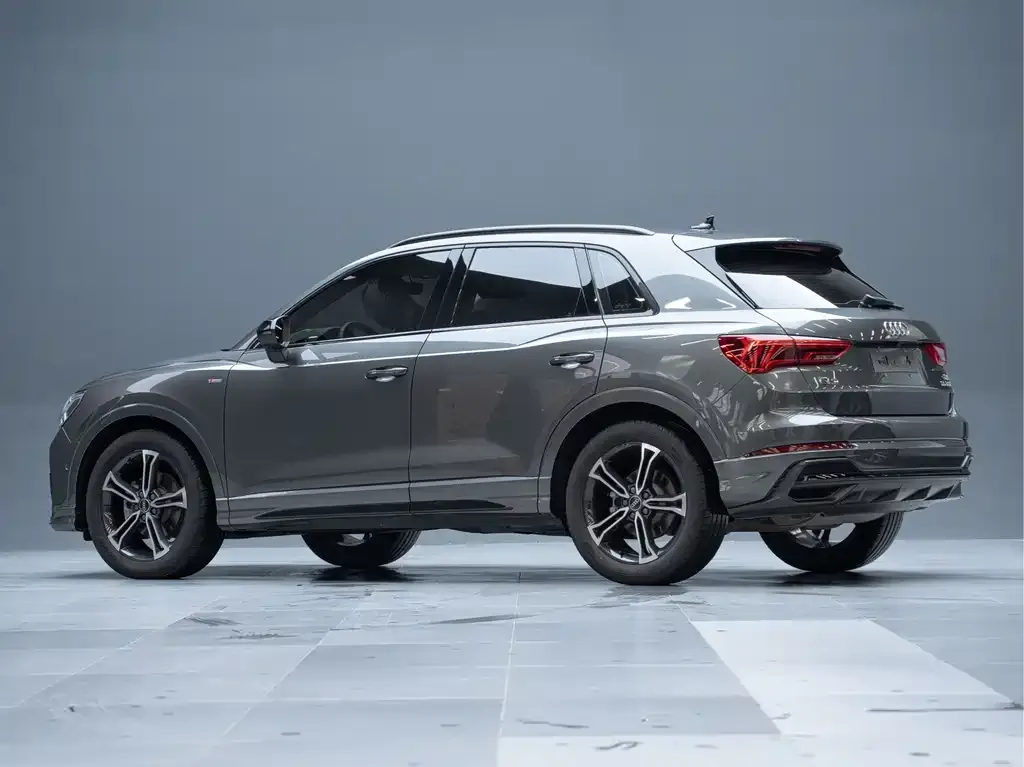 Audi Q3 — фото 4