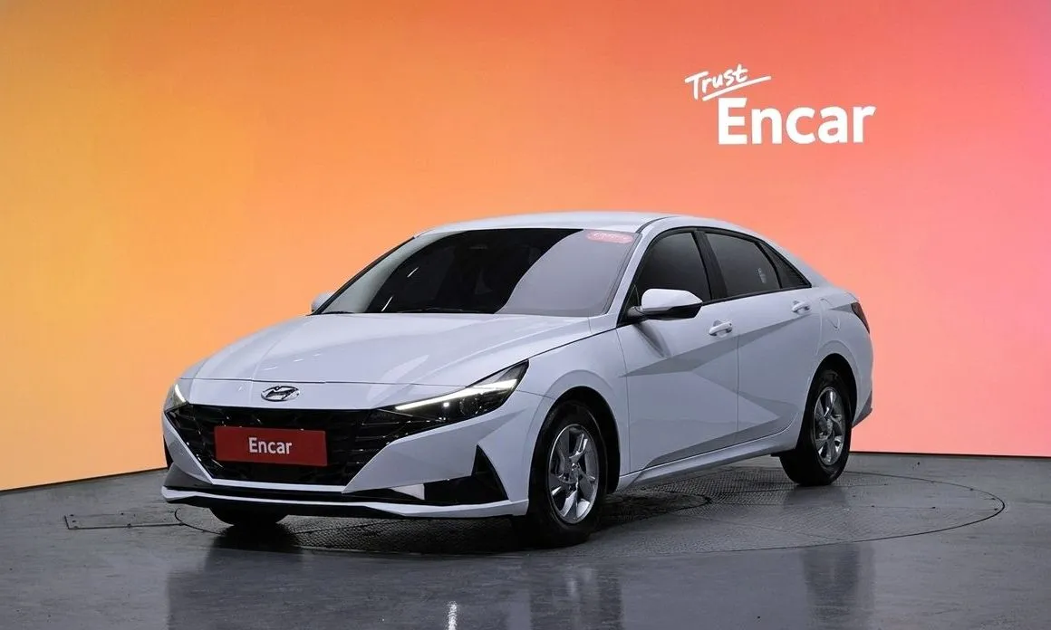 Hyundai AVANTE — фото 1