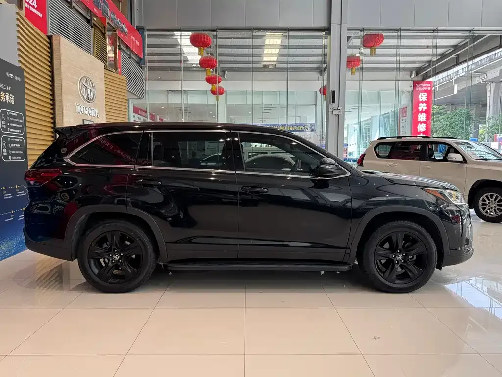 Toyota Highlander 2021 из CN, фото 6