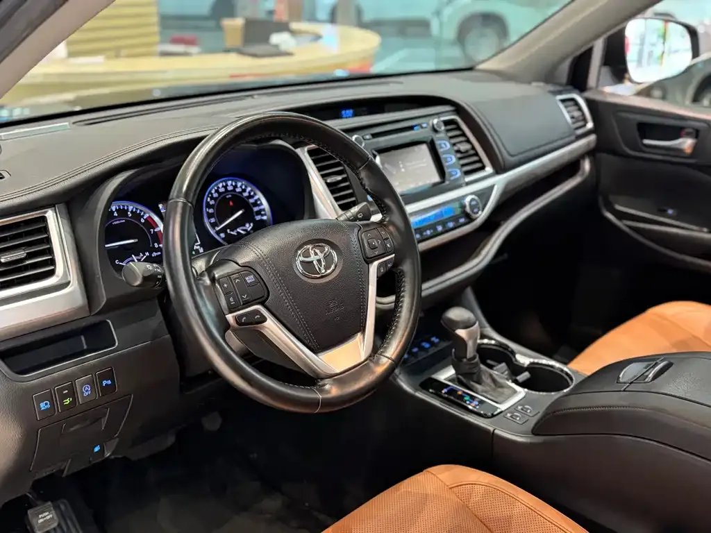 Toyota Highlander 2021 из CN, фото 10