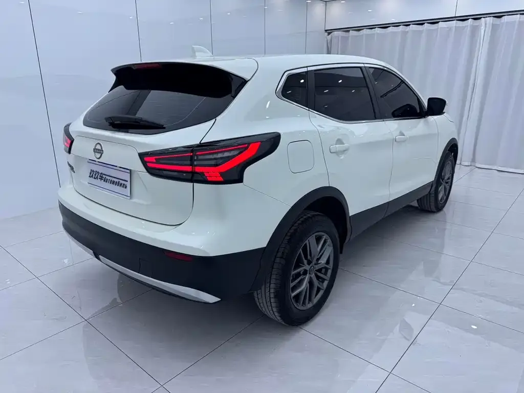 Nissan Qashqai — фото 3