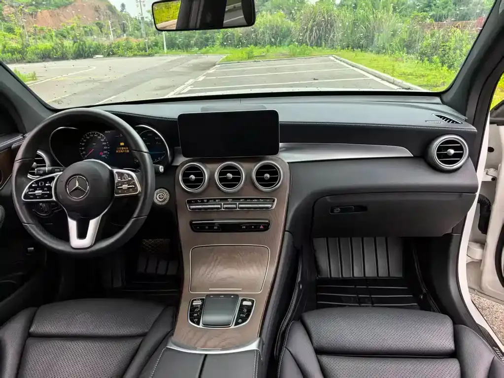 Mercedes-Benz GLC — фото 2