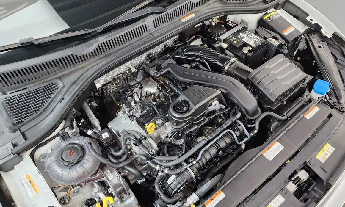 Volkswagen Jetta 2024 из KR, фото 10