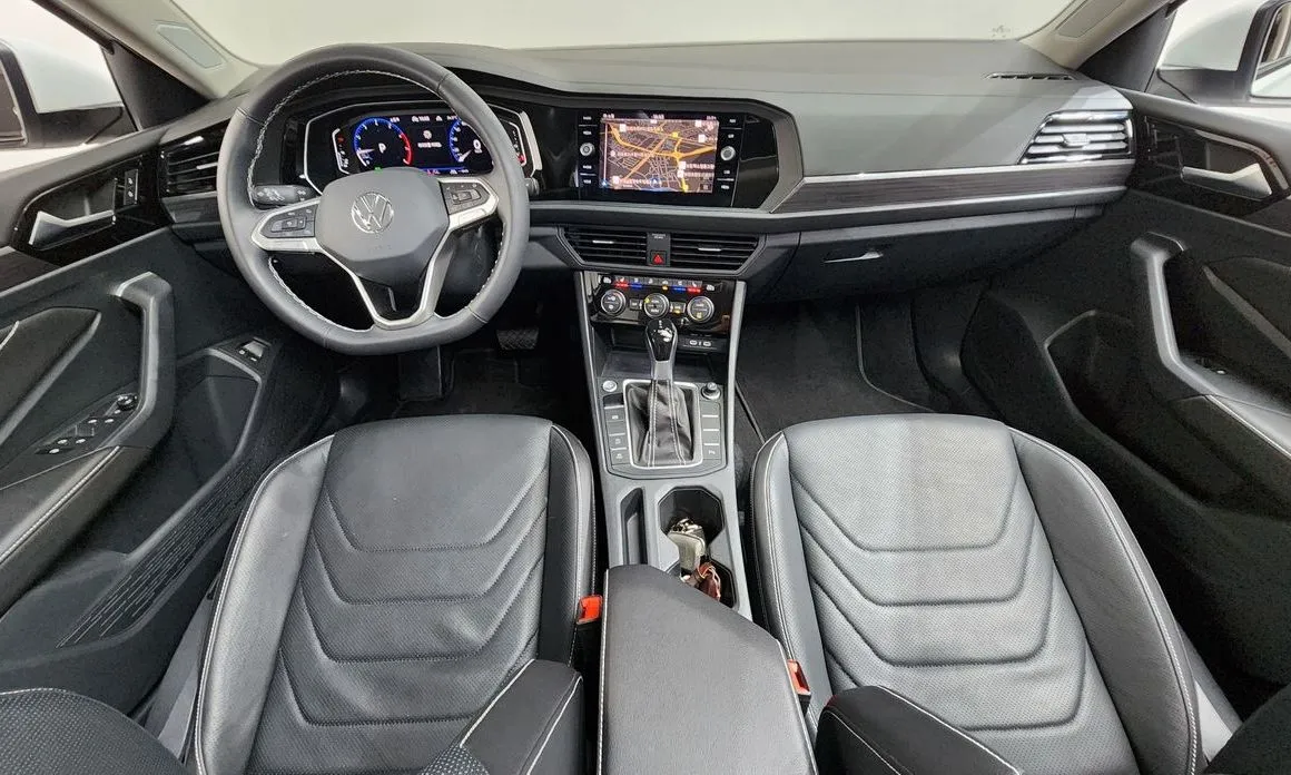 Volkswagen Jetta 2024 из KR, фото 7