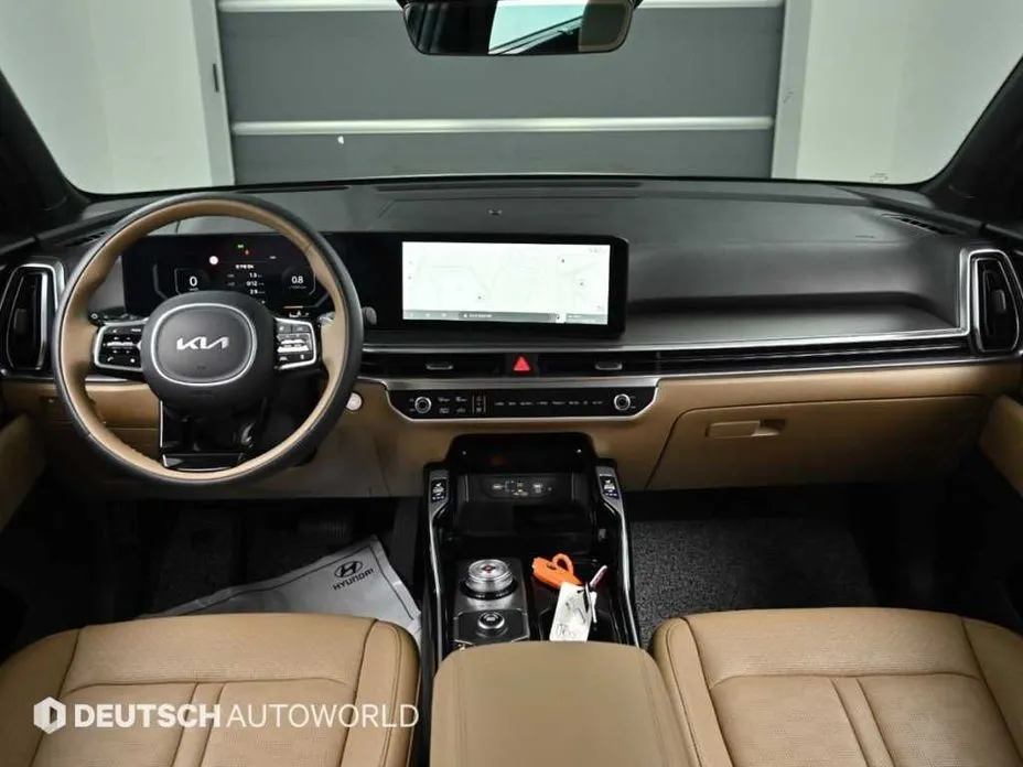 Kia Sorento — фото 10