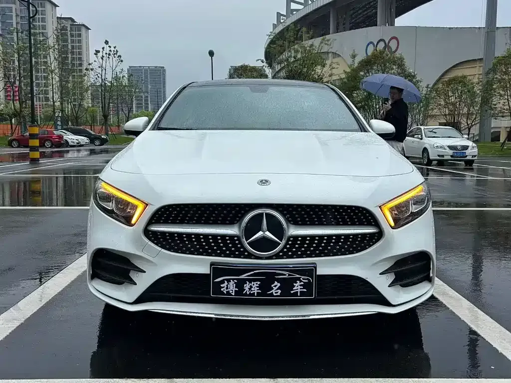 Mercedes-Benz A-Class — фото 1