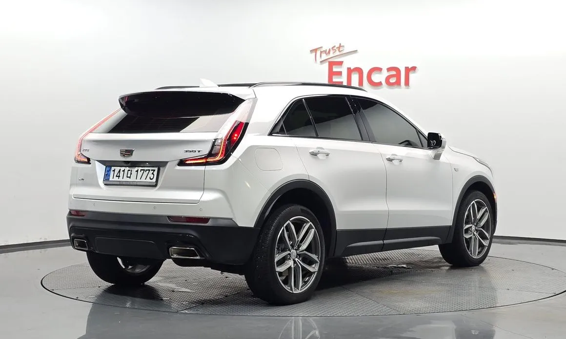 Cadillac XT4 2023 из KR, фото 7