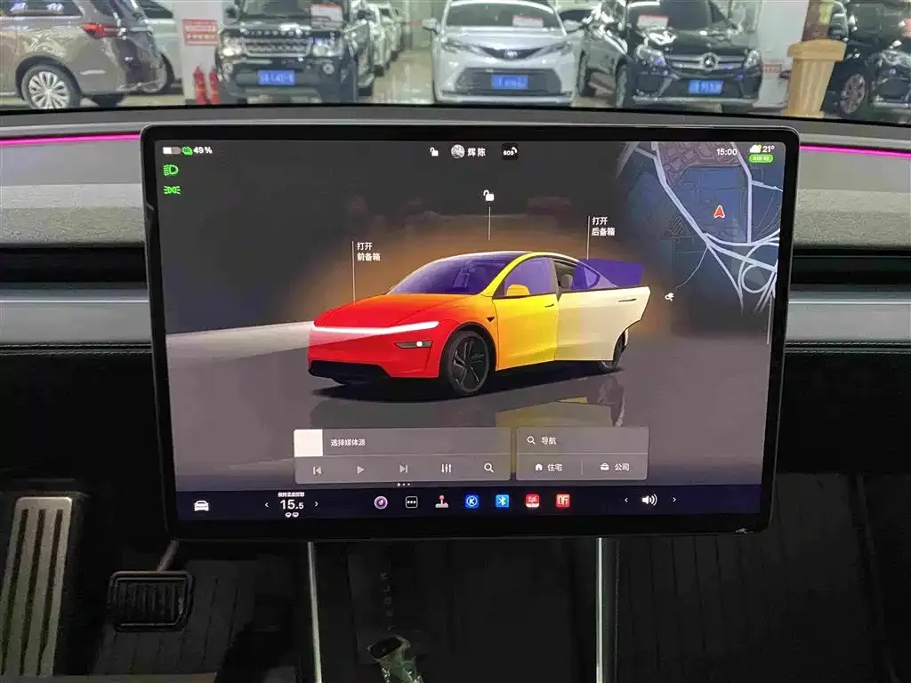 Tesla Model Y — фото 8