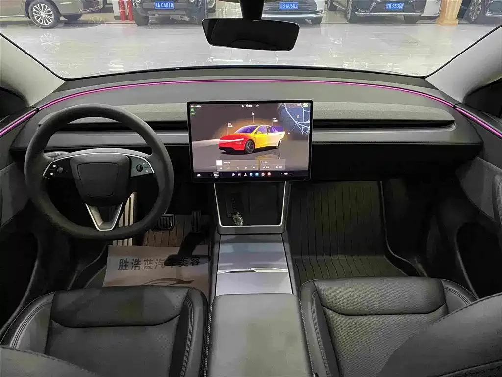 Tesla Model Y — фото 4