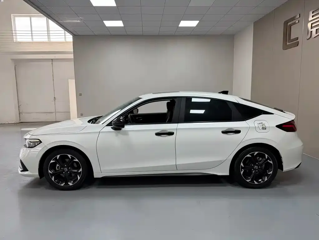 Honda Civic — фото 3