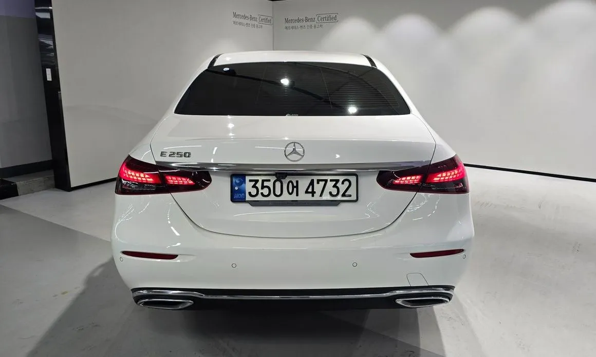 Mercedes-Benz E-Class 2022 из KR, фото 2