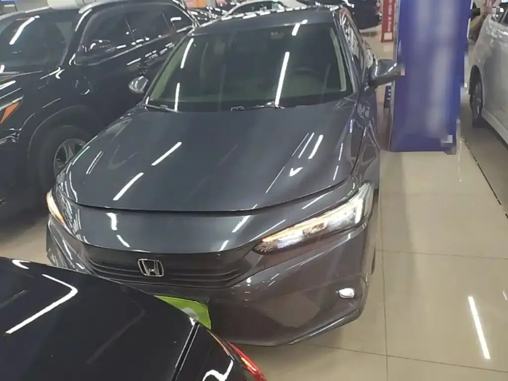 Honda Civic — фото 10