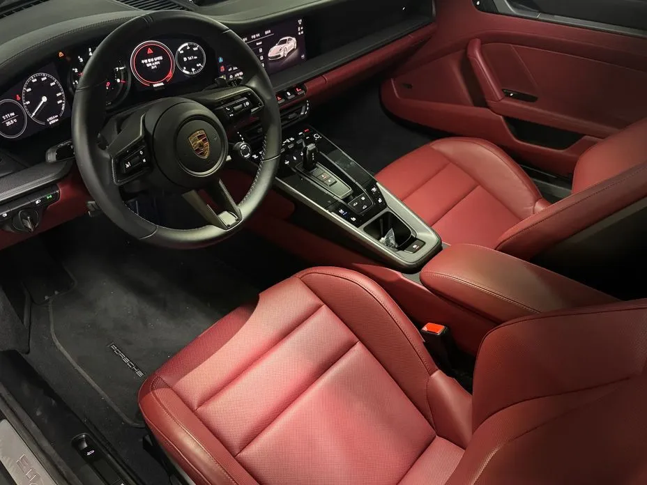 Porsche 911 2024 из KR, фото 7