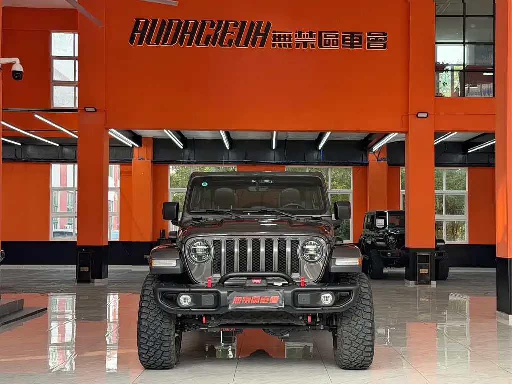 Jeep Wrangler — фото 4