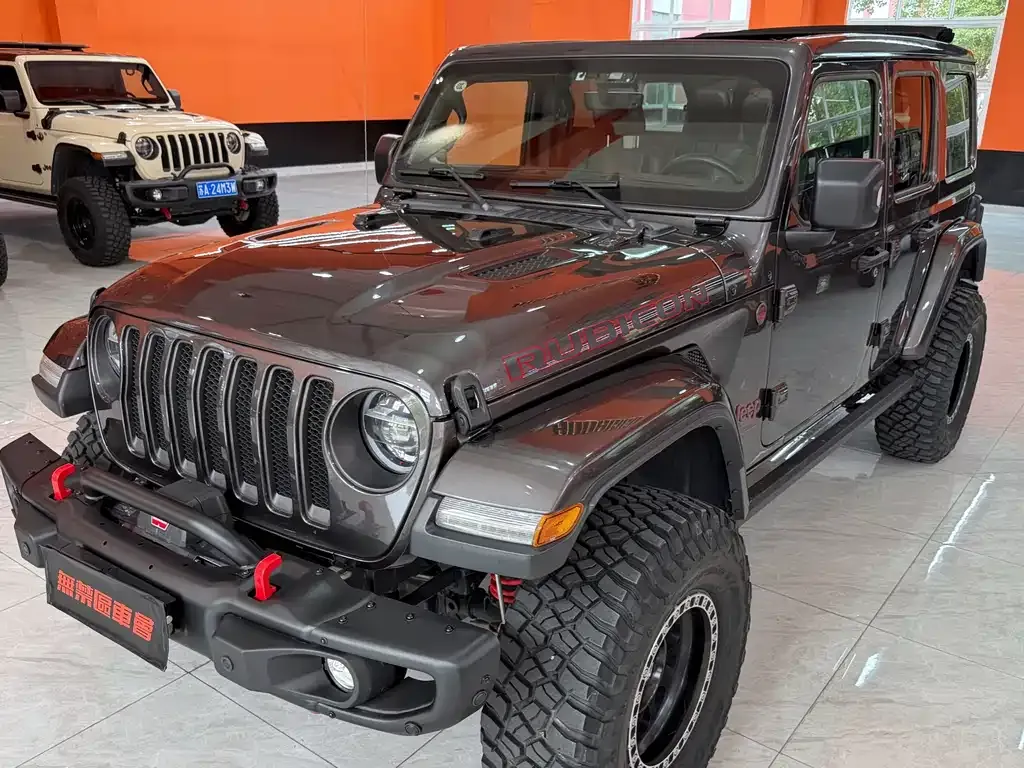 Jeep Wrangler — фото 7