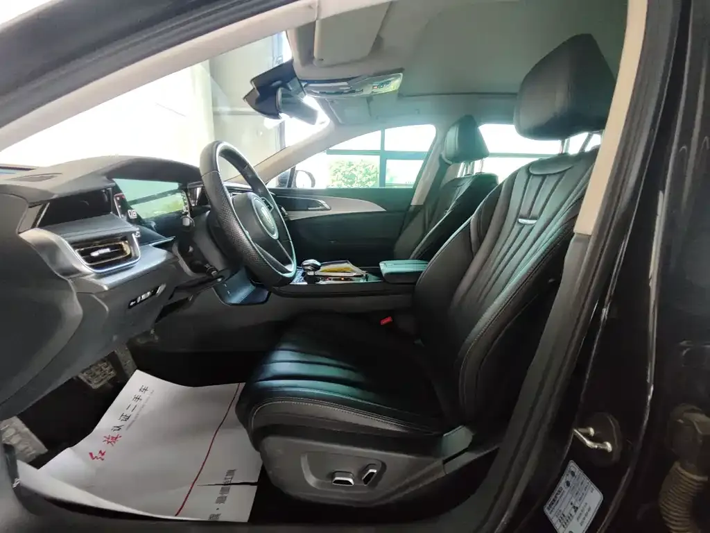 Hongqi H5 2024 из CN, фото 3