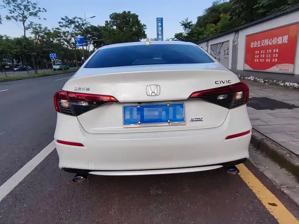 Honda Civic — фото 9