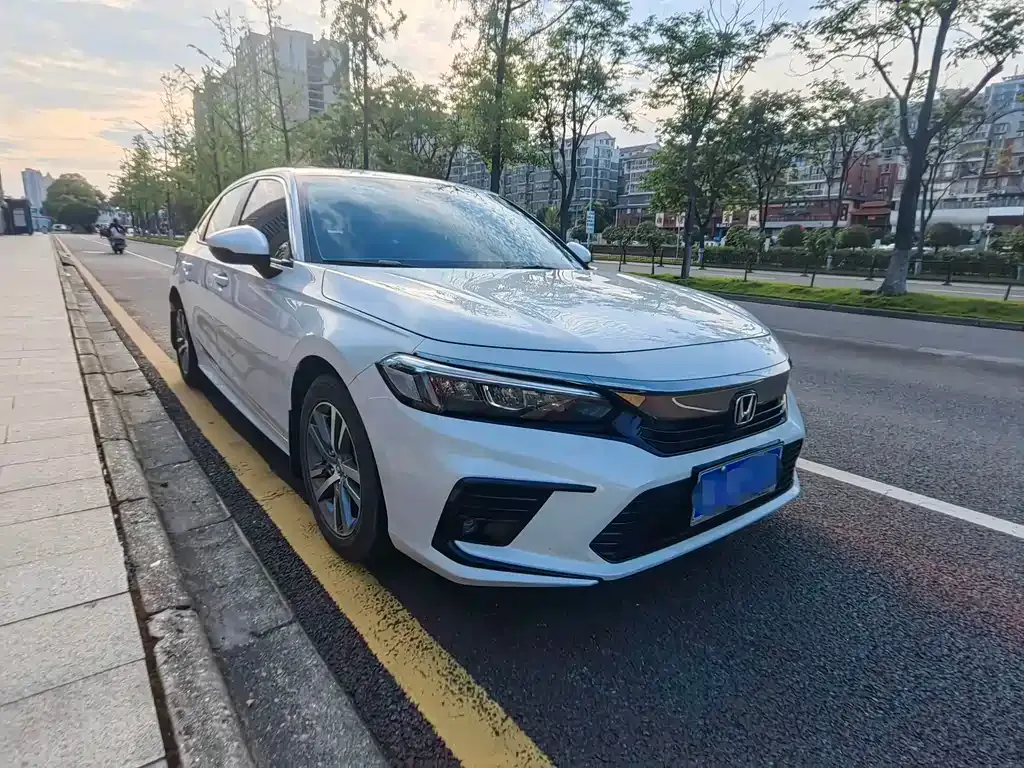 Honda Civic — фото 4