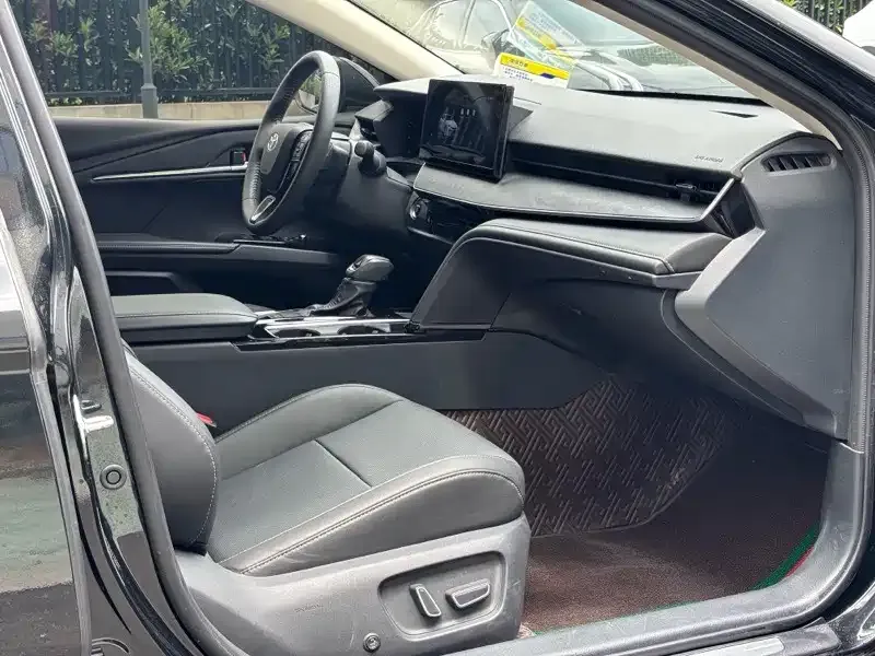 Toyota Camry 2024 из CN, фото 5