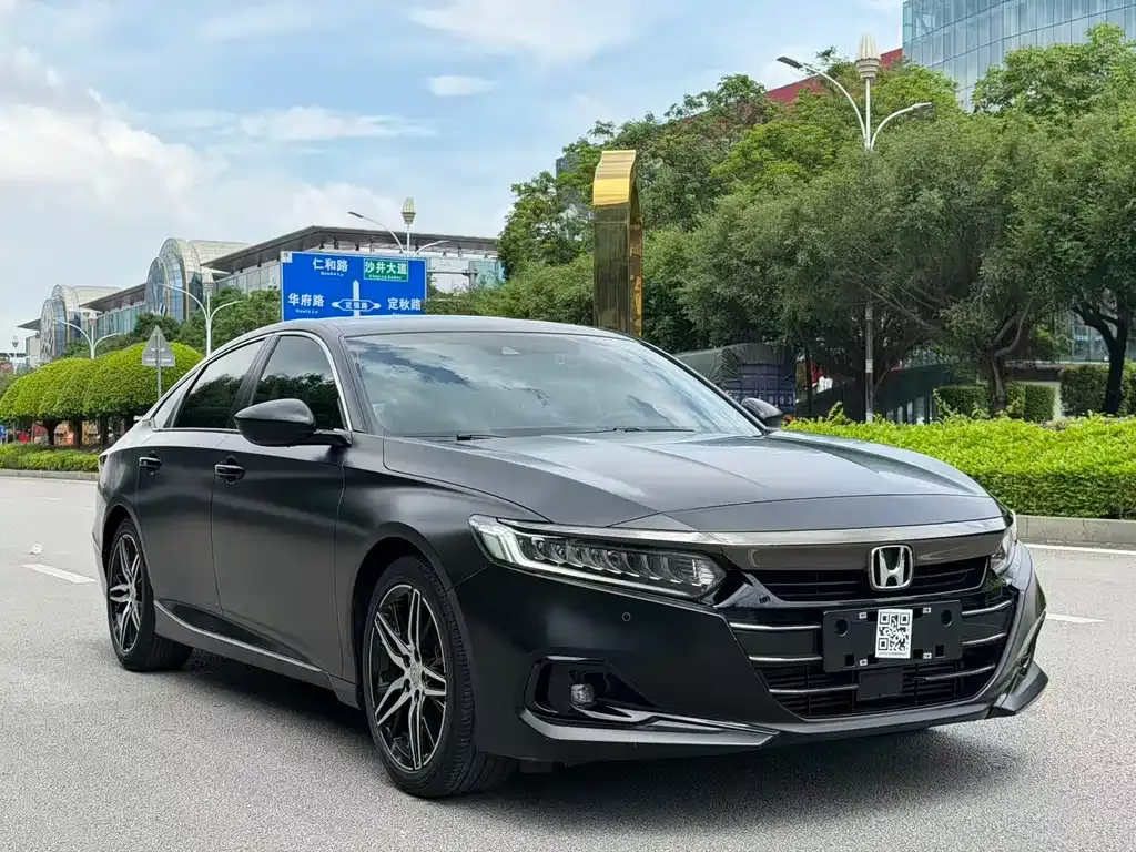 Honda Accord — фото 8