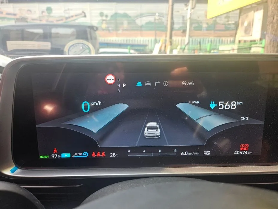 Hyundai Ioniq6 2023 из KR, фото 2