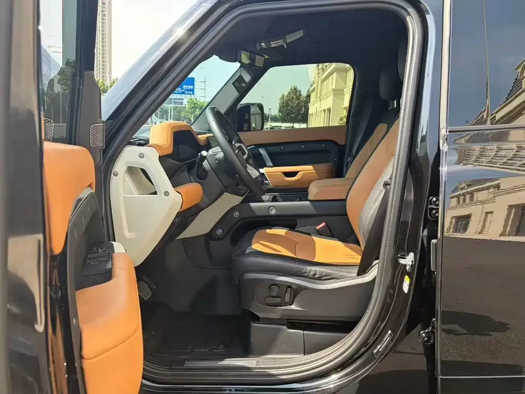 Land Rover Defender — фото 8