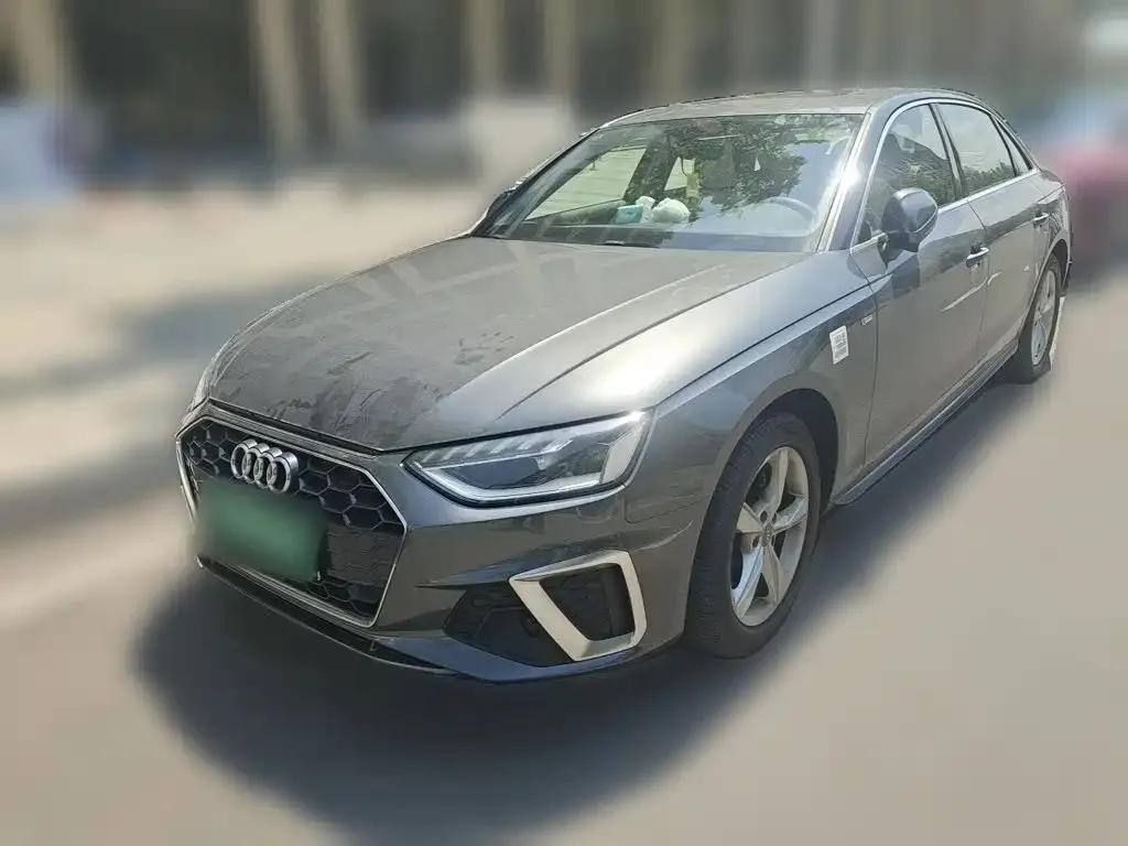 Audi A4L 2021 из CN, фото 10