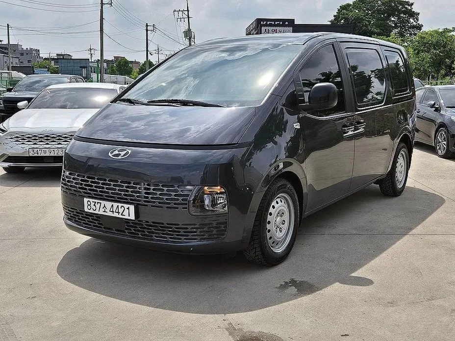 Hyundai Staria — фото 9