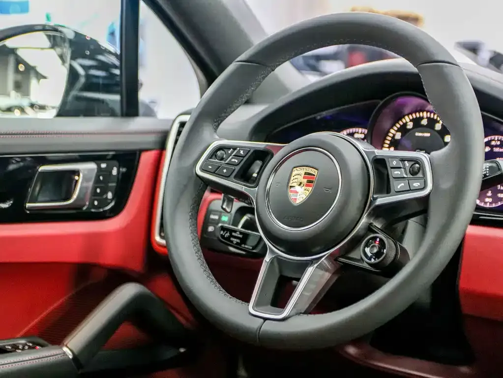 Porsche Cayenne 2023 из CN, фото 8